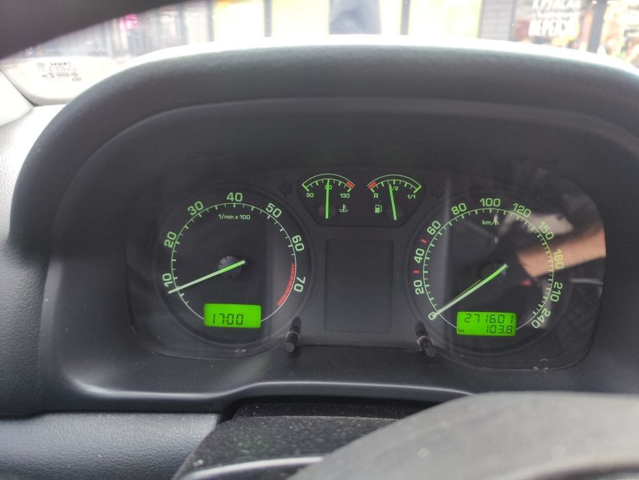 Skoda octavia tour 1.6 Mpi газ/бенз