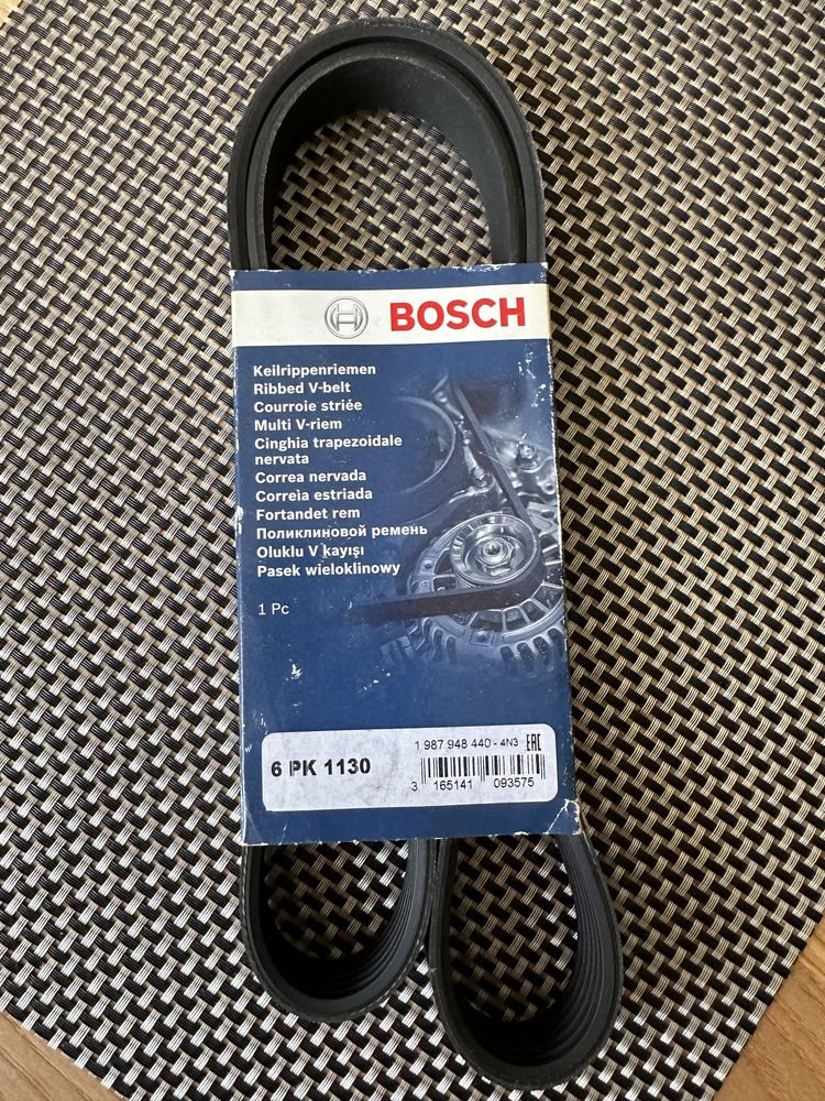 Bosch Поликлиновой ремень ГРМ