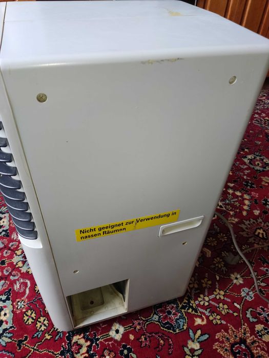 Кондіционер ARISTON портативний, тепло та холод ,на коліщатках.