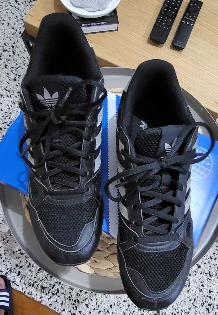 Ténis usados ADIDAS ZX 750 42 2/3