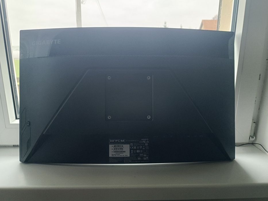 Gigabyte G27FC A zakrzywiony 165hz 1ms VA