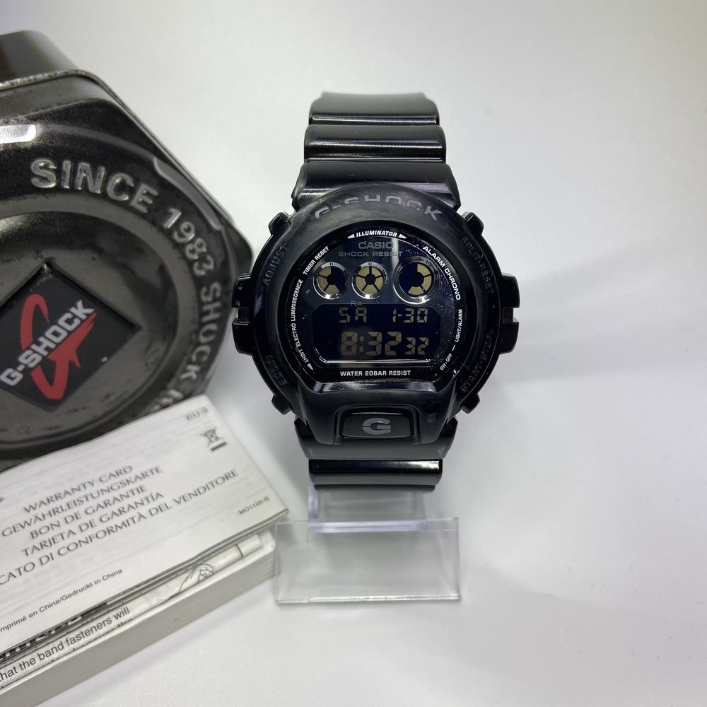 Годинник часы Casio G-Shock Illuminator DW-6900NB оригінал