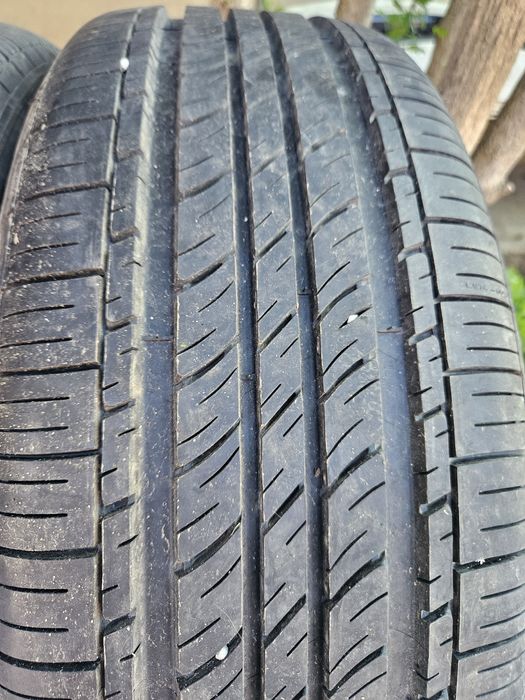 Резина MICHELIN 235/65/17  комплект