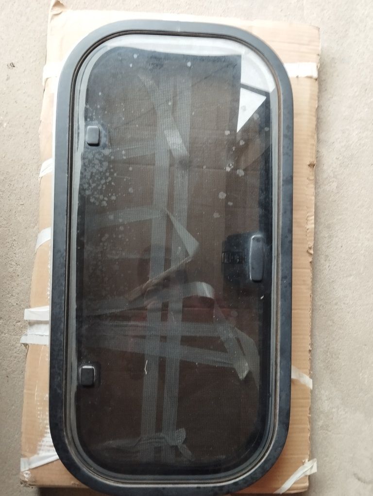 Szyberdach Opel Frontera A