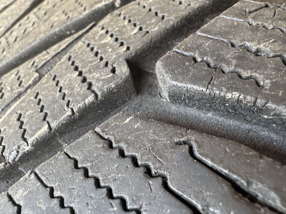 265 70 16 Nokian Hakkapeliitta пара шин 265/70 R16 зима