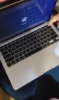 Ноутбук 2018 року Macbook pro "15"