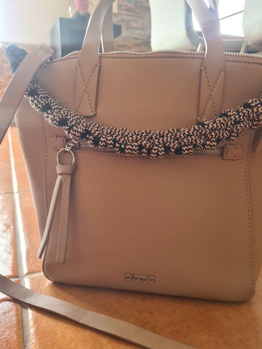 Mala prática e ajustável