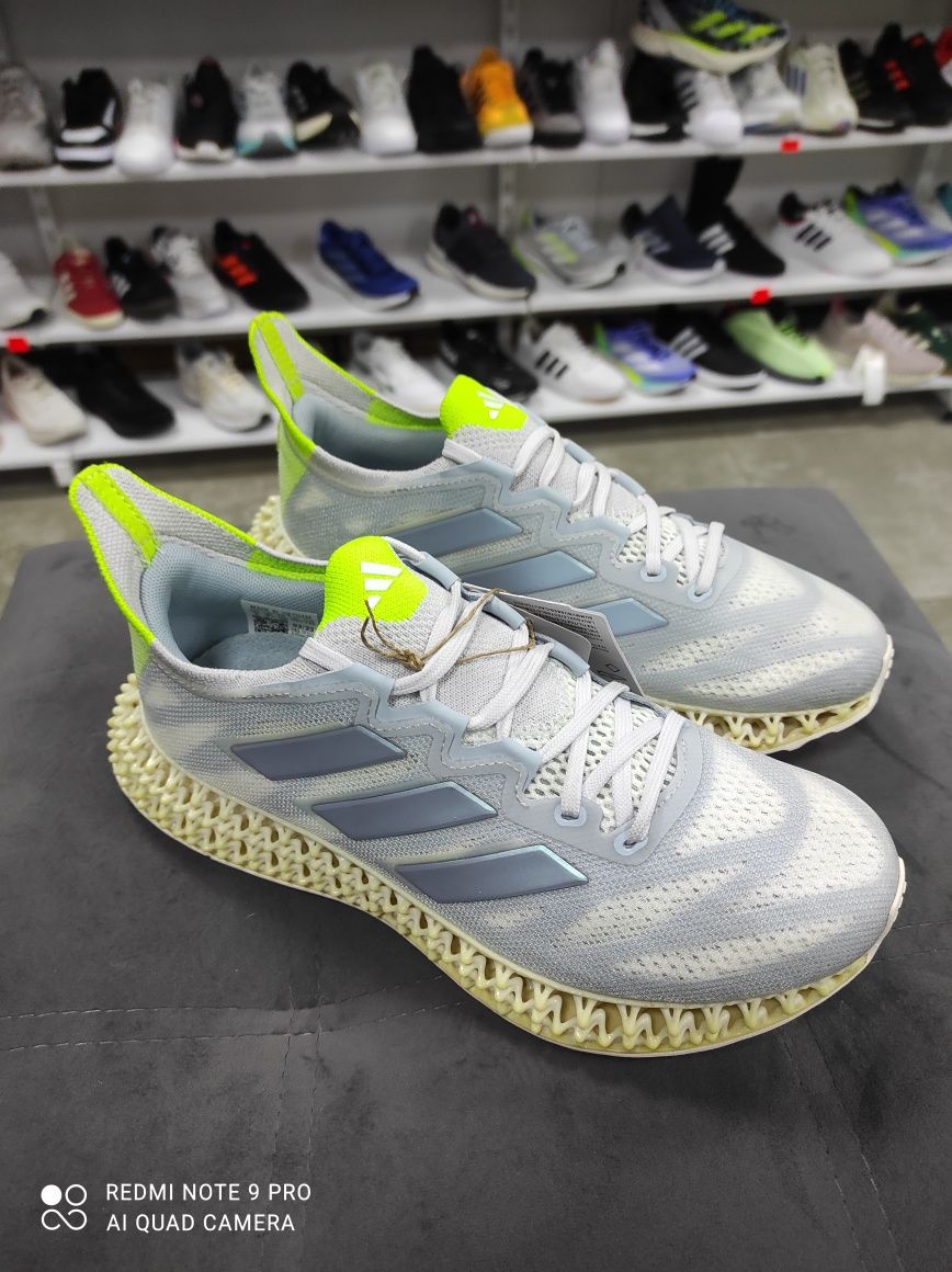 ОРИГІНАЛ 100% Кросівки Adidas 4DFWD 3 Running IG8993 36