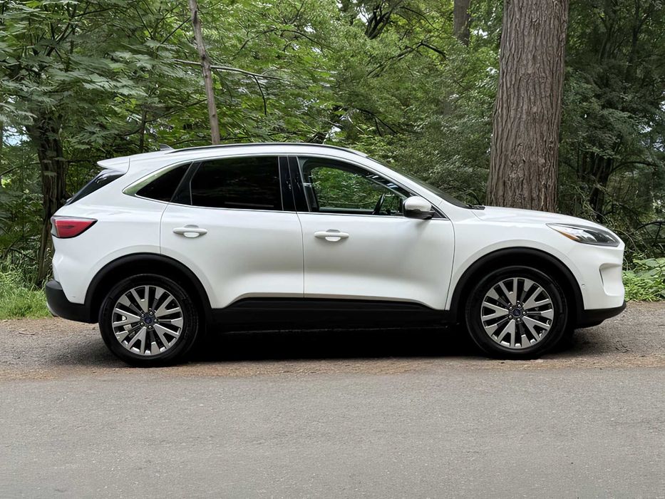 Ford Escape      2020