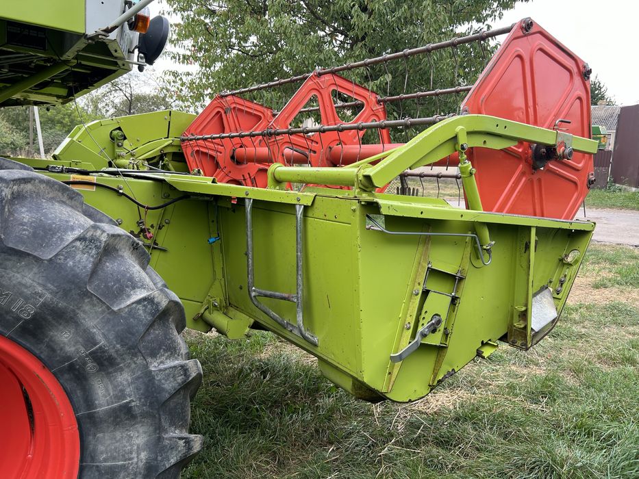 Свіжопривезений комбайн Claas dominator 48s гідравлічна вигрузна