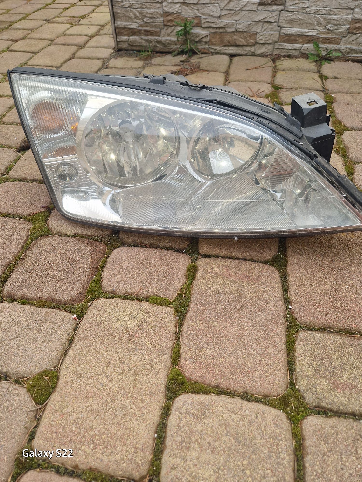 Lampy 2 szt. przednie ford Mondeo k3.