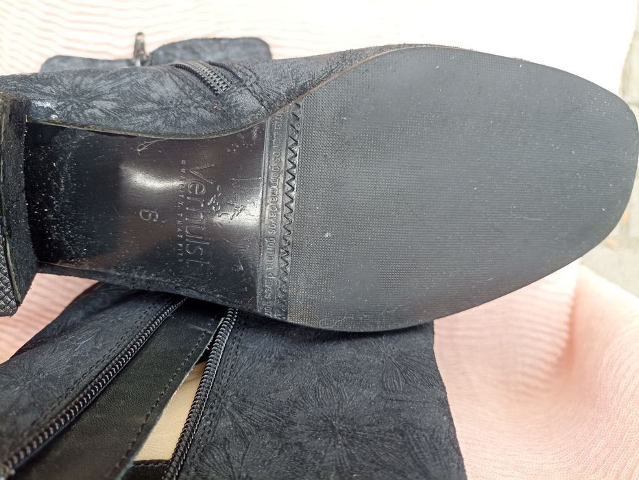 Продам черевики синього кольору із натуральної шкіри