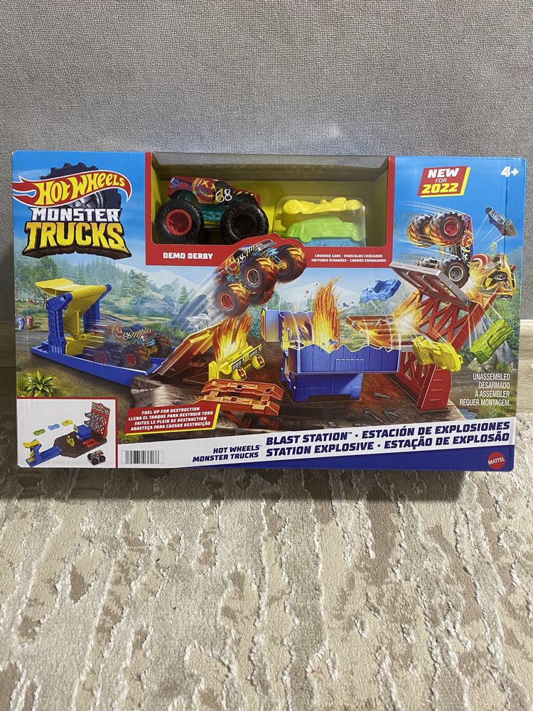 Трек Хот Вилс  Truck Hot Wheels Monster Trucks