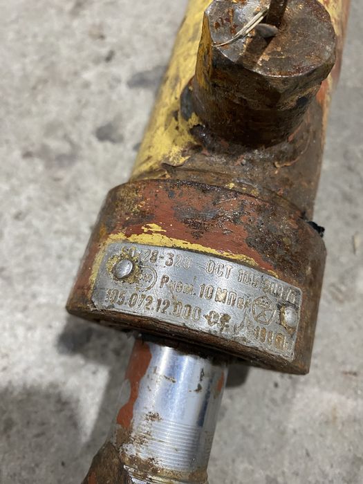 новий гідроциліндр СССР