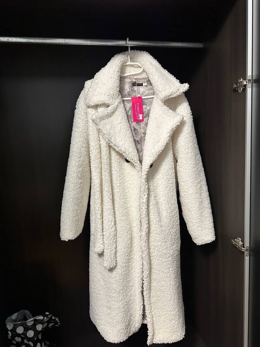 Тепла еко-шубка з поясом, шубка баранець