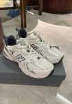 530NB/white DamskieMiuMiu574UnisexTrampki rozmiar. 38.5