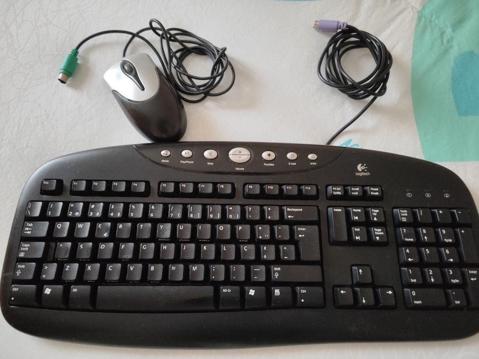 Teclado para computador  + rato.