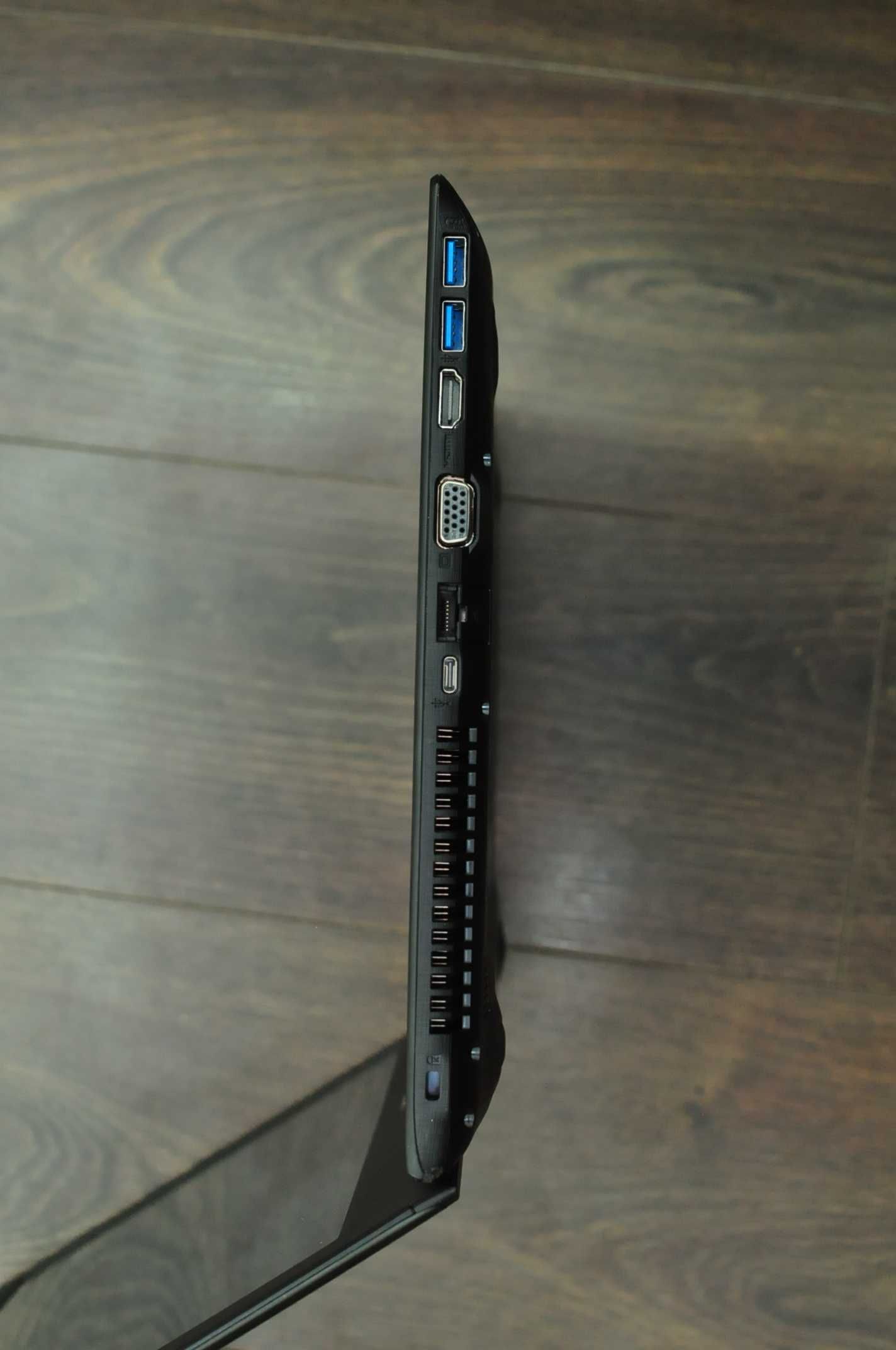 Игровой ноутбук Acer E15  (AMD A10/8Gb/SSD 256/radeon  2Gb)