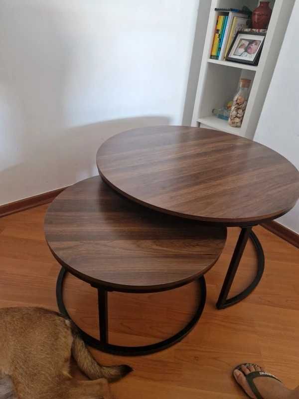 Conjunto de duas mesas de centro