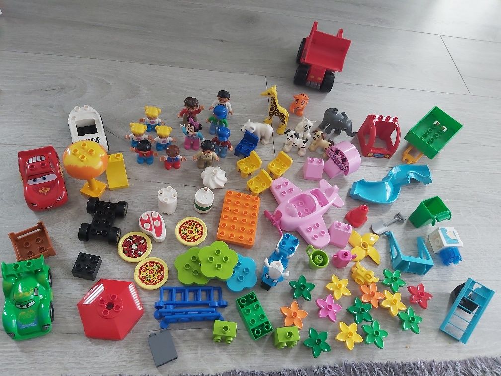 Wielki zestaw Lego Duplo Plac zabaw,Pizzeria,Auta,Minnie,Zoo