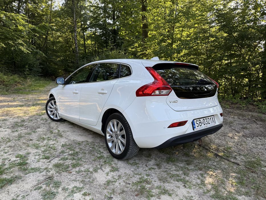 Volvo V40 D2 automat 2015