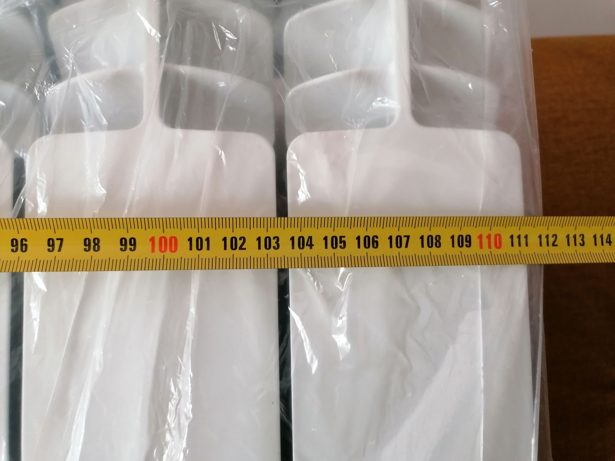 Grzejnik aluminiowy boczny Fondital  54cm/112cm