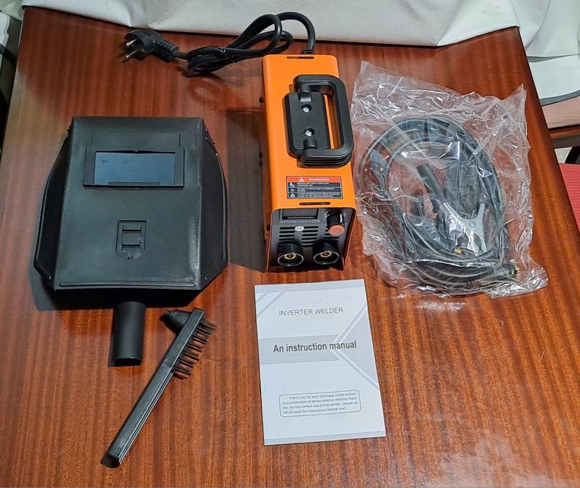 Mini Soldador inversor portátil zx7 250a 220v 3.8kw (Artigo Novo)