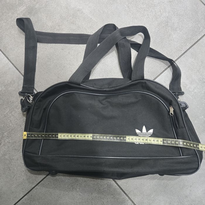 Продам спортивную сумку б/у