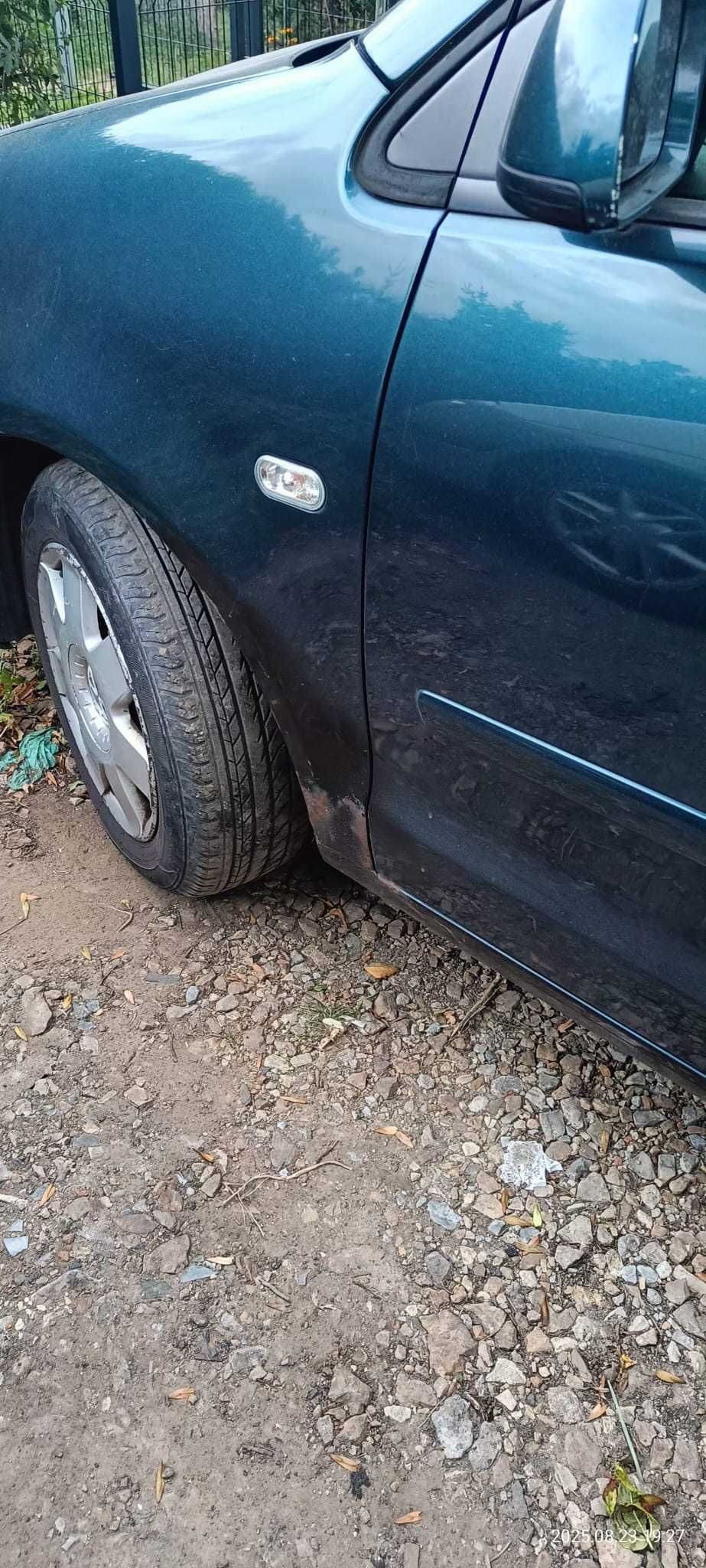 VW Polo 1.4 TDI 2002 – ekonomiczne auto, komplet opon