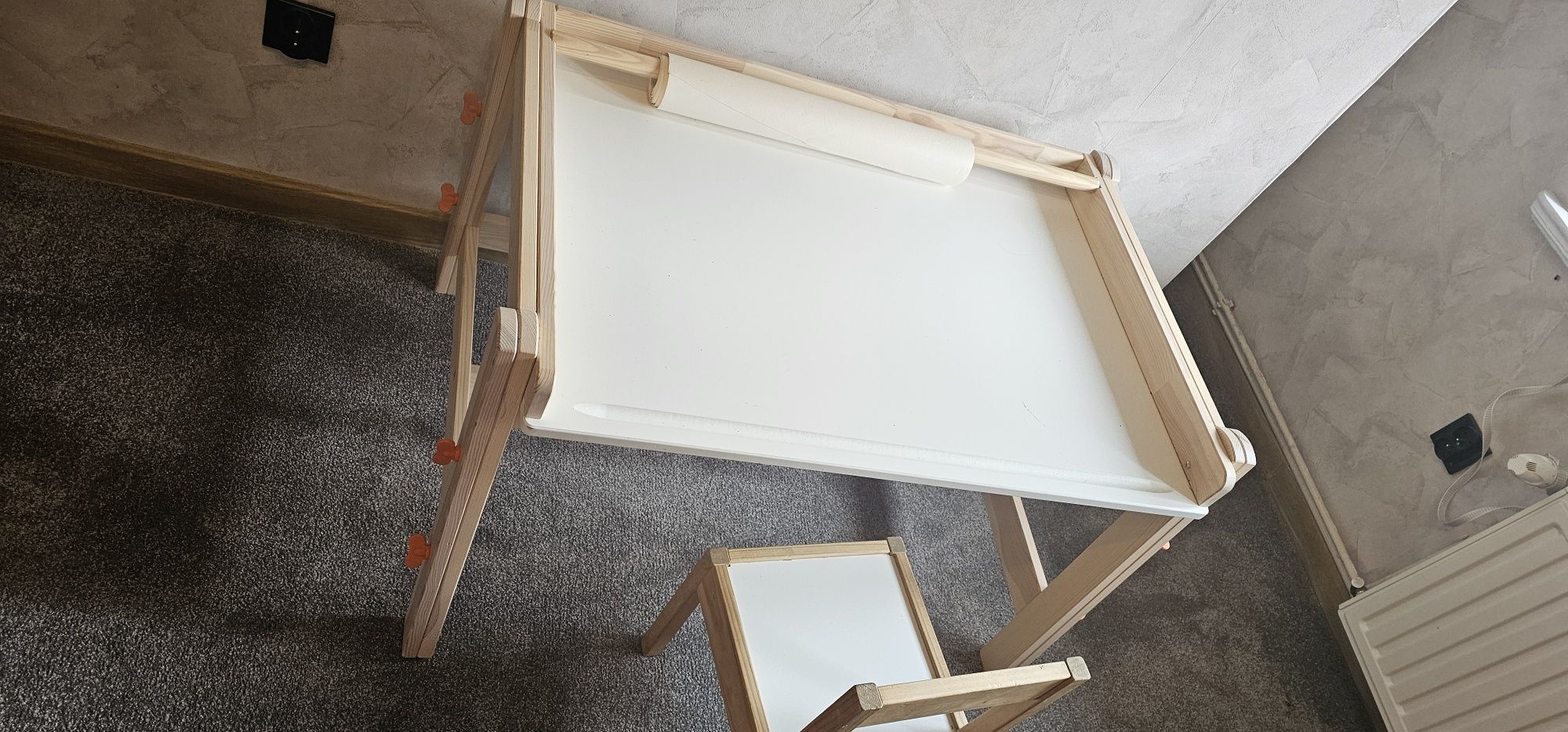 Biurko Ikea Flisat z krzesełkiem