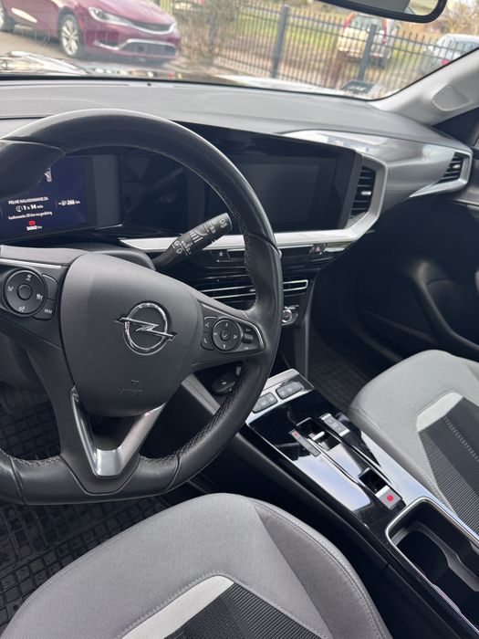 Wynajem Opel mokka elektryczny zasięg 300km
