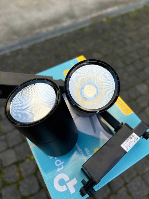 Трековий світильник для магазина або для дому+шина (трекер)