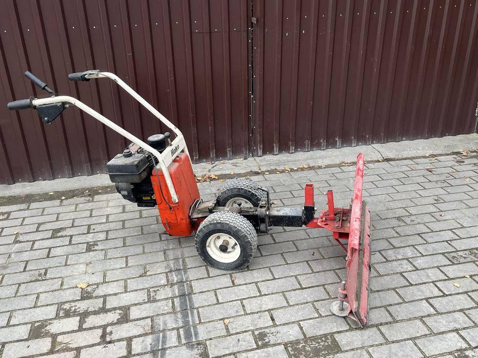 Pług do sniegu Hako traktorek jednoosiowy dzik