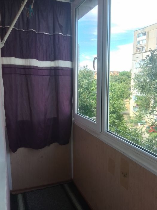 1-ком. чистая  посуточно, почасово. Р-н  паркШевченка