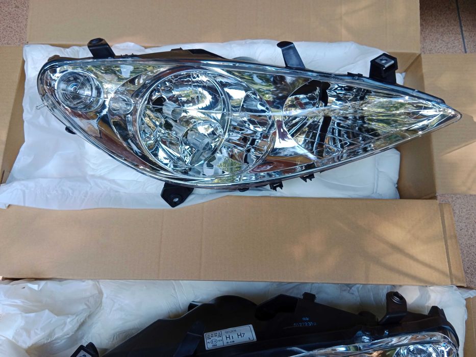 PEUGEOT 307 lampa przednia lewa  + prawa komplet NOWE