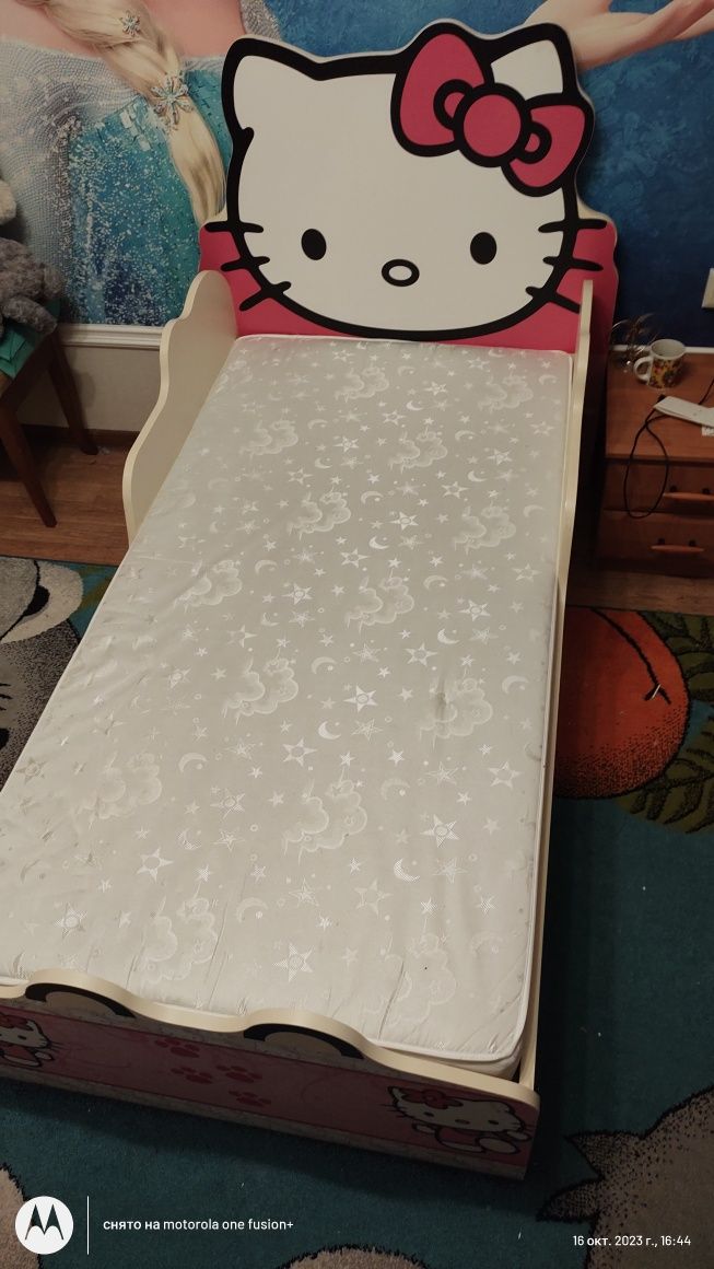 Кровать детская Hello Kitty. Матрас в комплекте.