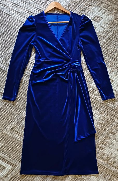 Святкова велюрова сукня