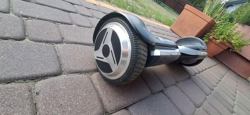 Deskorolka elektryczna rebel cruiser 2.0