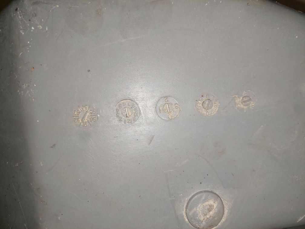 Schowek narzędziowy skuter 125 Yamaha