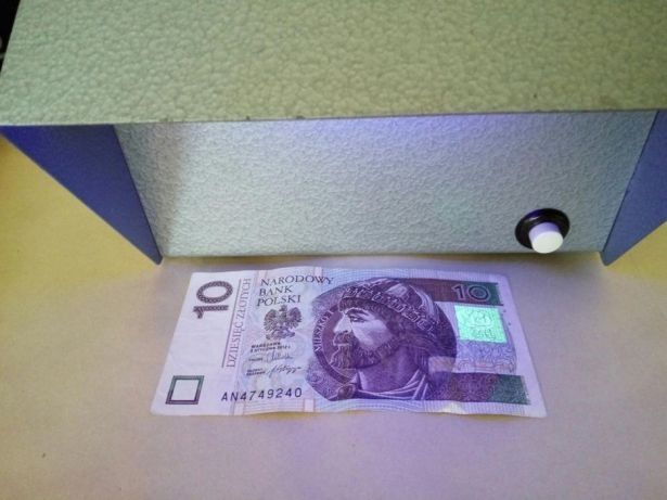 Filatelistyka, numizmatyka: duńska lampa analityczna UV stacjonarna