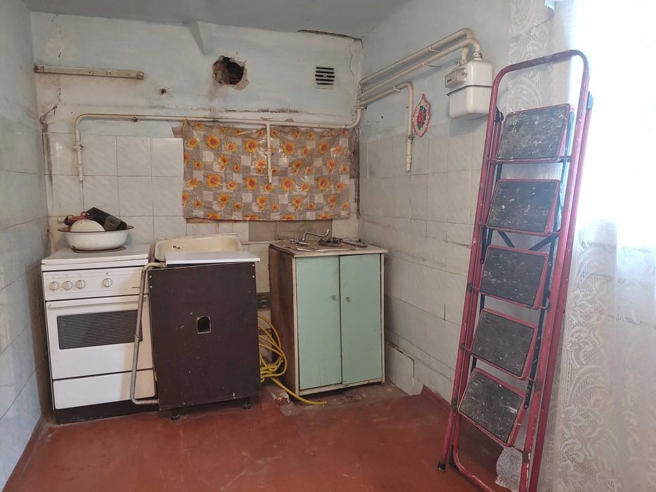 НЕРУХОМІСТЬ від ОЛЕКСАНДРА!!! Частина будинку по Старицького.