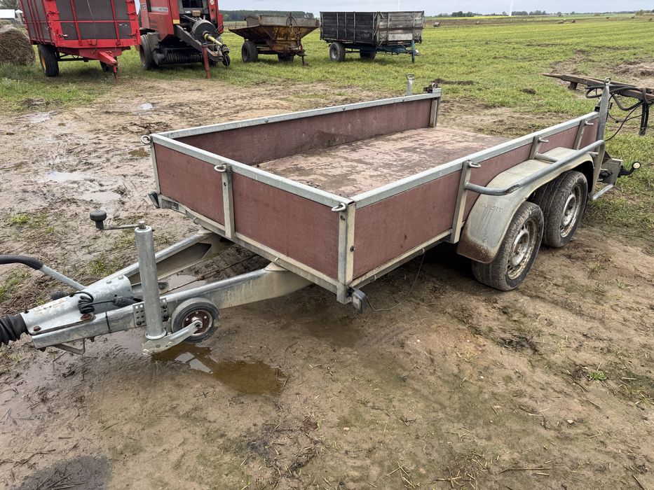 Przyczepka pod minikoparke laeta