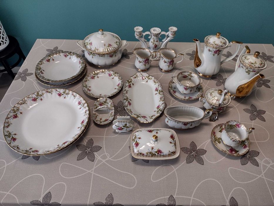 Zastawa porcelanowa Chodzież Iwona B013