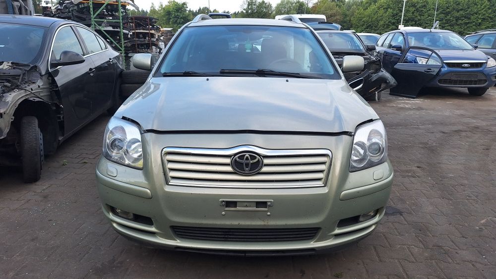 Toyota Avensis T25 6T1 przód kompletny Xenon
