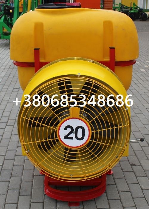 Польський навісний садовий обприскувач Т-40 Садовый опрыскиватель