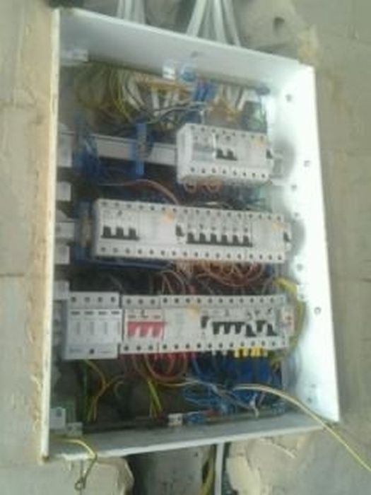 Elektryk - Instalacje elektryczne