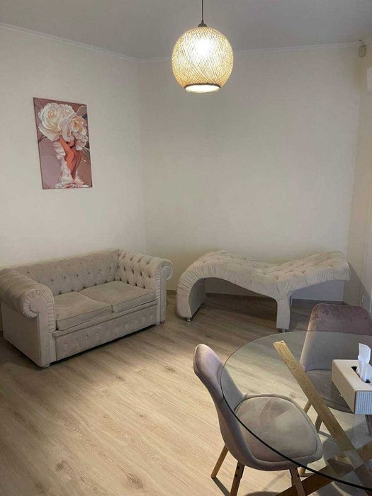 Комерційна нерухомість з готовим бізнесом