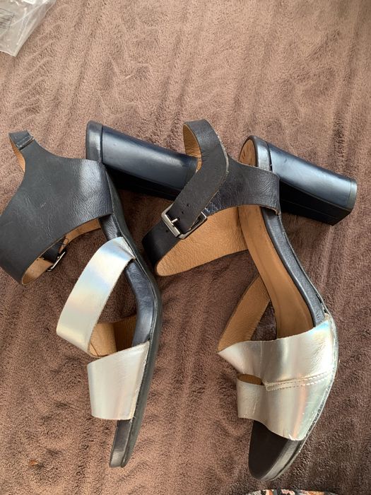 Sandaly granatowe srebrne Eksbut 37,5 skora