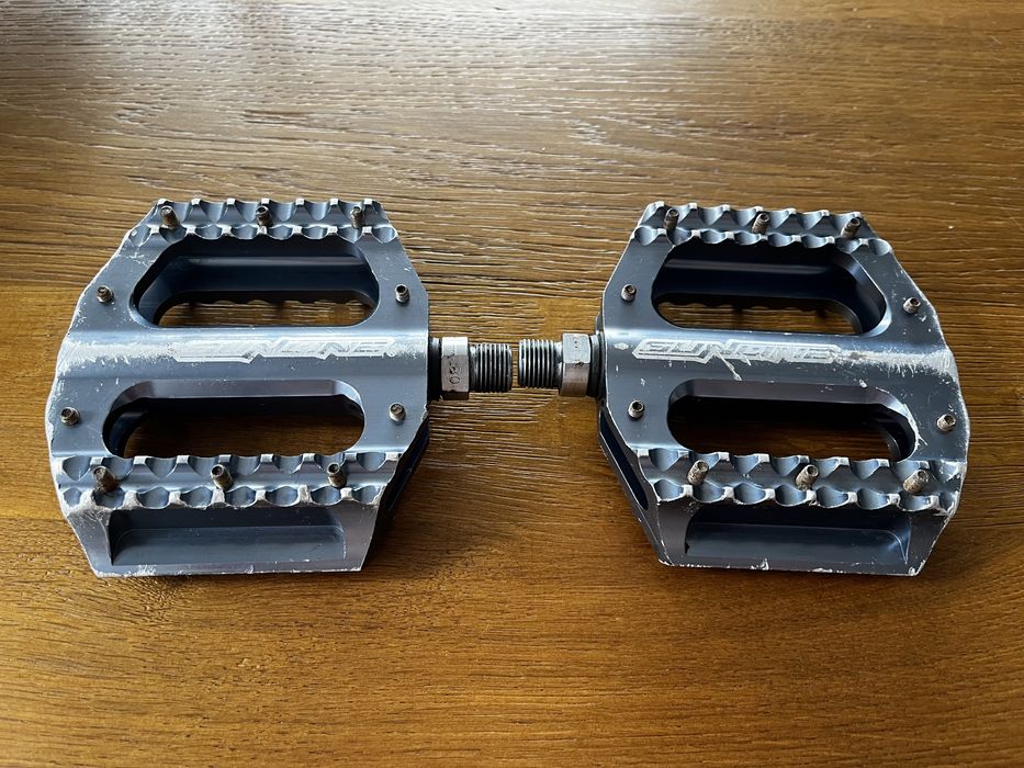 Pedały platformowe Sunline
