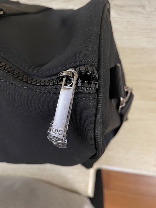 Спортивна сумка alo yoga